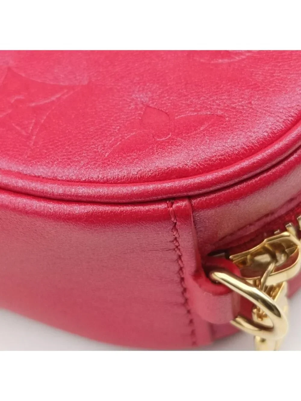 Louis Vuitton Heart on Chain Red Lambskin Shoulder